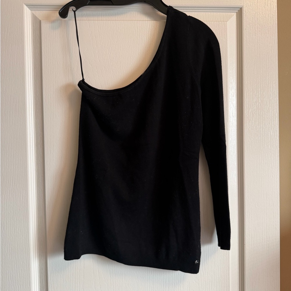 Guess Black off one shoulder Sweater